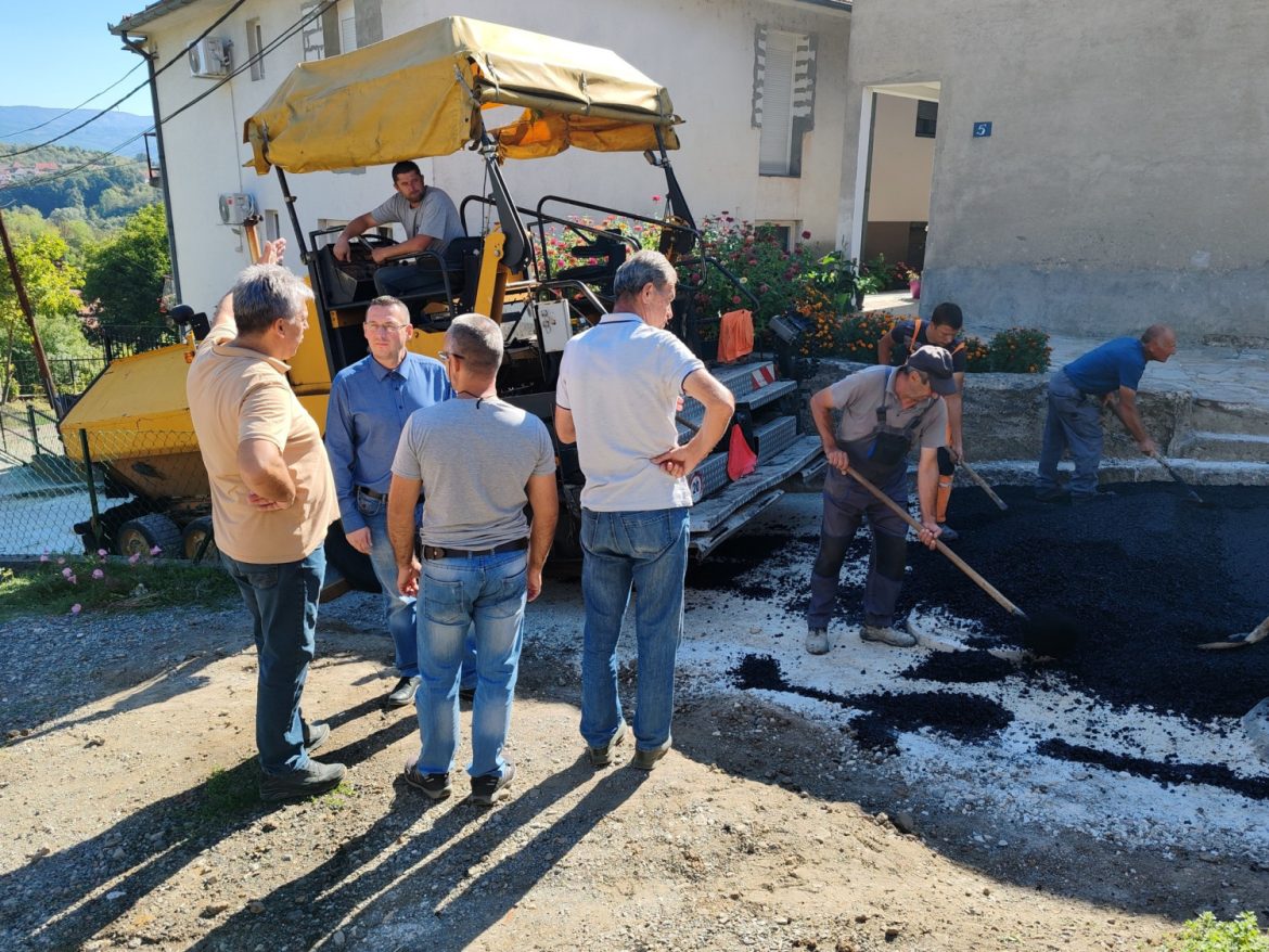 Počelo asfaltiranje ulice Jurija Gagarina u Vladičinom Hanu