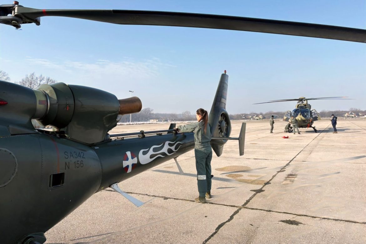 Letačka obuka helikopterske eskadrile