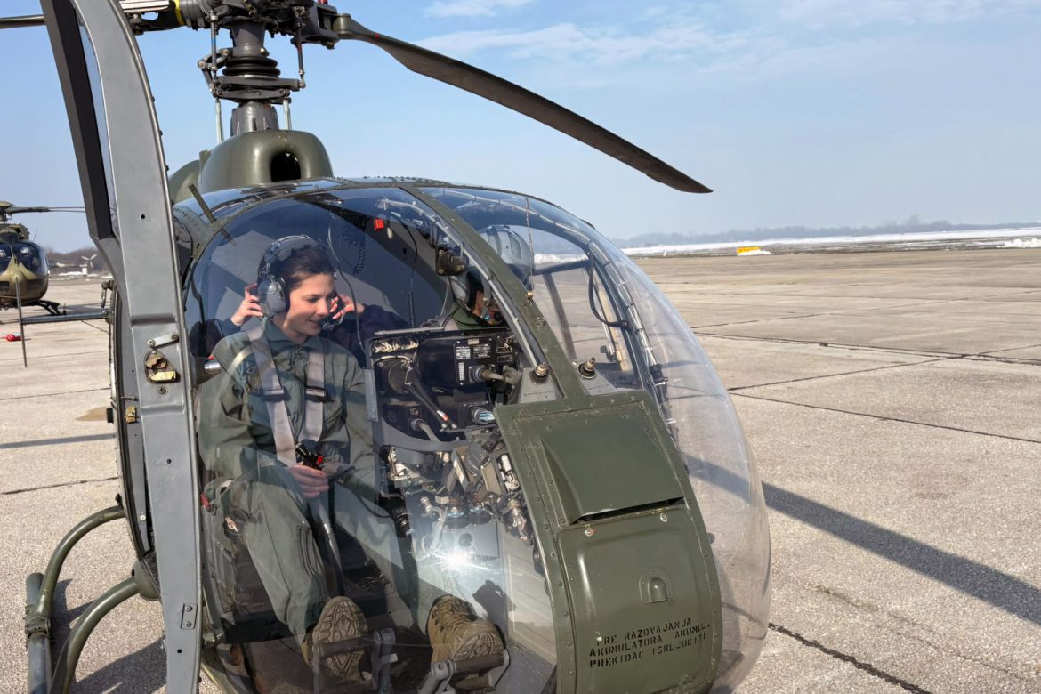 Letačka obuka helikopterske eskadrile