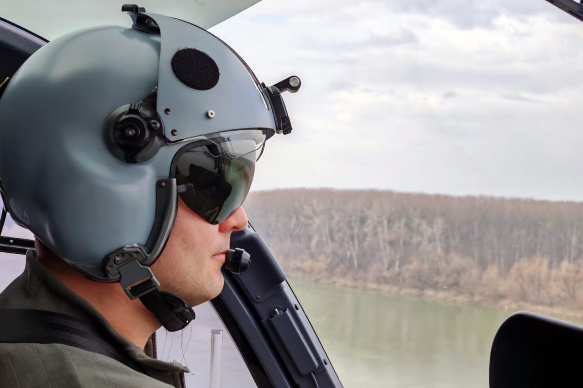 Letačka obuka helikopterske eskadrile