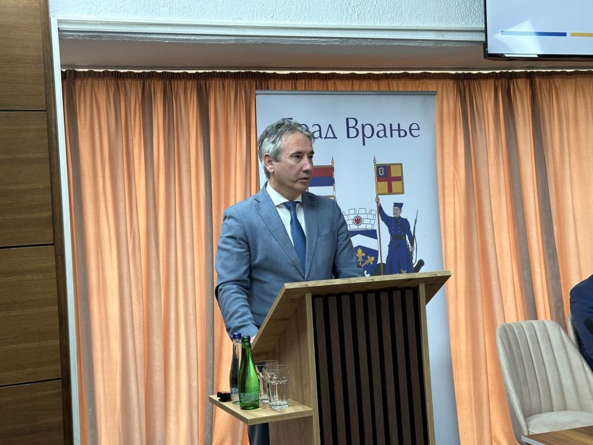 dr Slobodan Milenković gradonačelnik Vranja