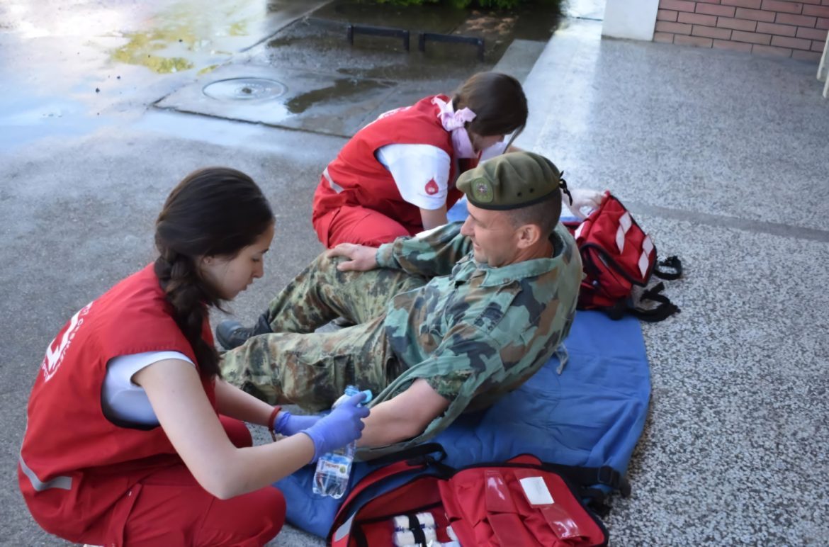 Zajednička vežba Četvrte brigade i Crvenog krsta u Vranju